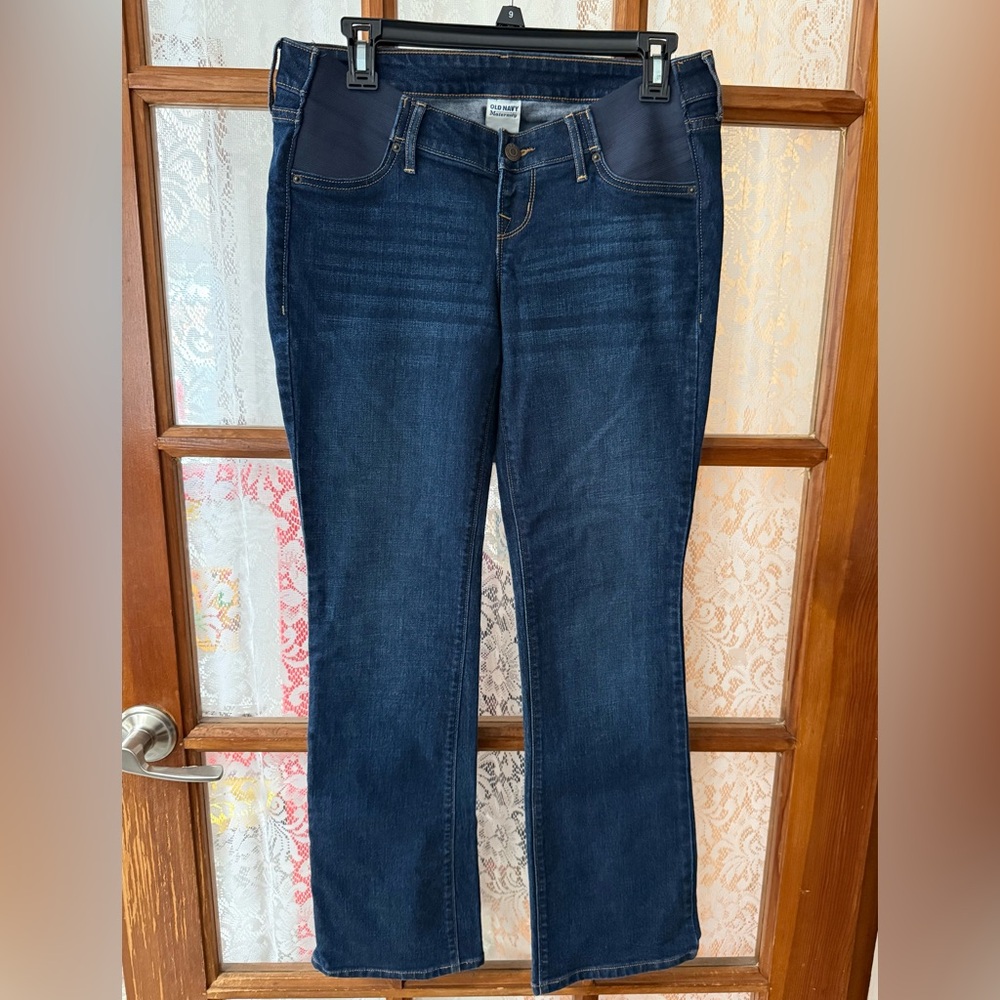 Old Navy ladies maternity bootcut jeans